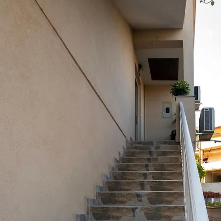 Spacious Family - 2 Bedrooms & Private Garage Διαμέρισμα *